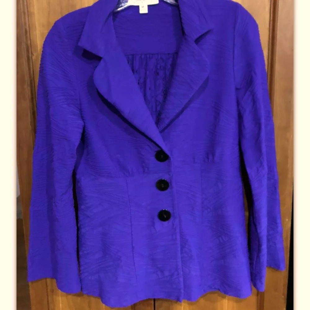 ANDREA Lieu Jacket Blazer Top MED Textured Stretch Purple Buttoned Lace Insert